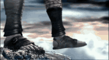god-of-war-guy-falling